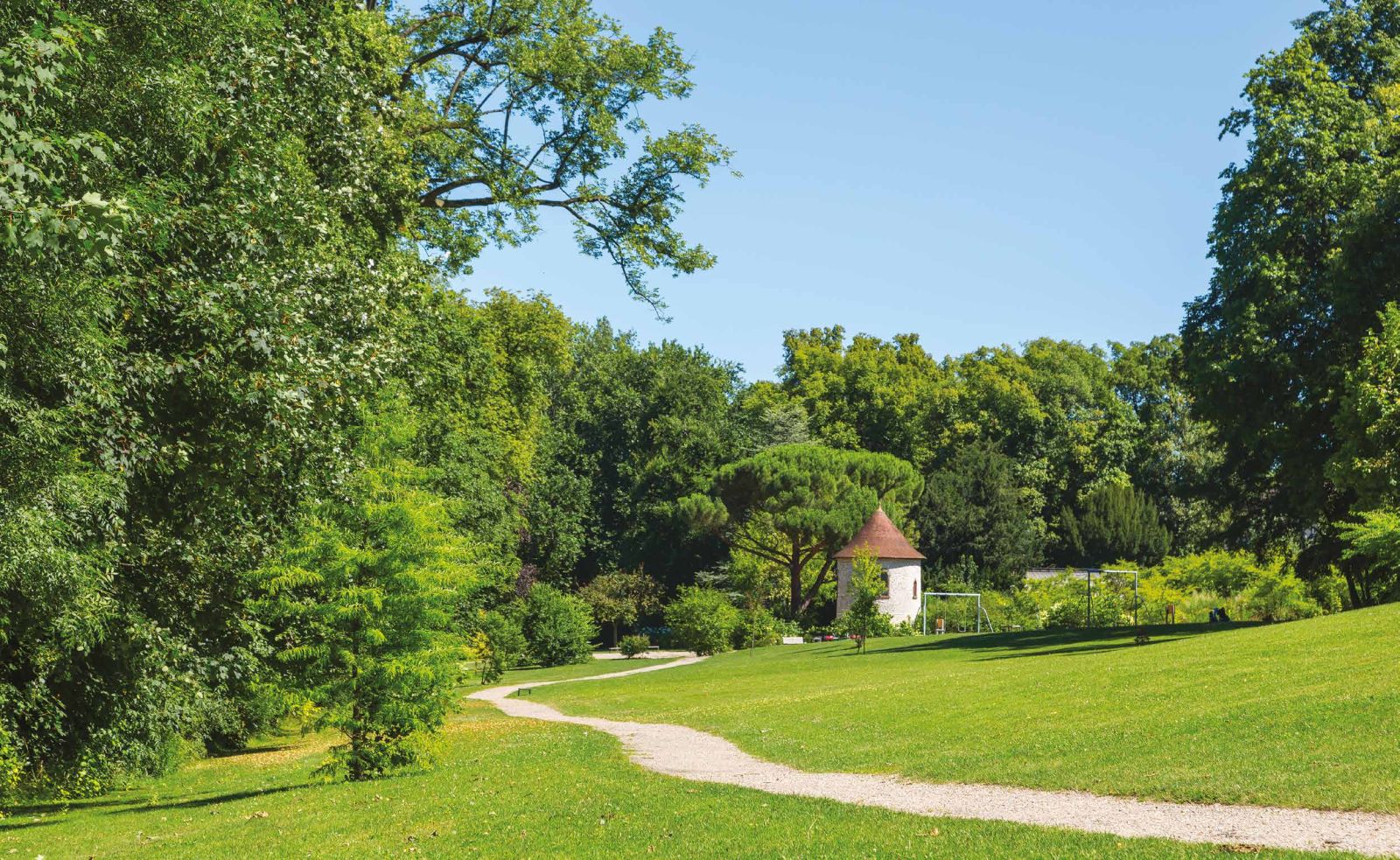 Environnement et transports autour d’Opaline à Mantes-la-Ville